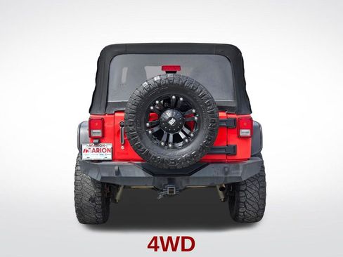 Used 2013 Jeep Wrangler Unlimited Sport AWD/4WD image 15