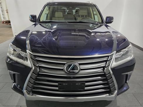 Used 2018 Lexus LX 570 4WD w/ Luxury Package image 8