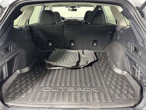 Used 2024 Subaru Outback Premium image 14