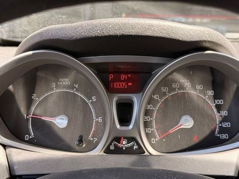 Used 2012 Ford Fiesta SE FWD image 12