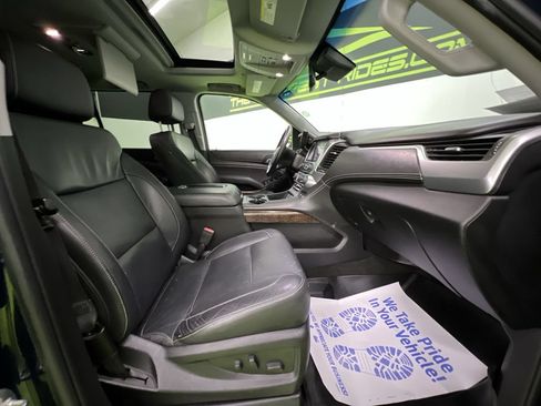 Used 2018 Chevrolet Suburban LT AWD/4WD image 31