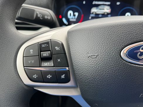 New 2026 Ford Explorer Active image 14