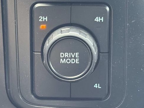 Used 2025 Ford F150 STX w/ Equipment Group 200A AWD/4WD image 28