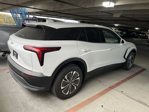 New 2026 Chevrolet Blazer EV LT FWD image 7
