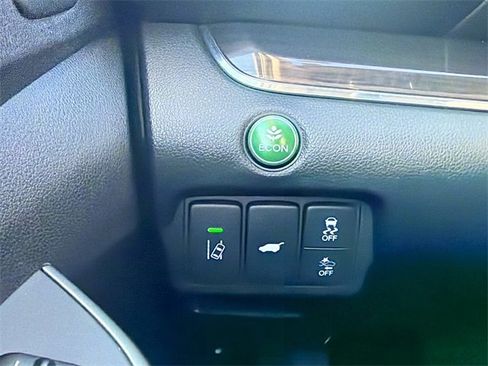 Used 2016 Honda CR-V Touring image 29