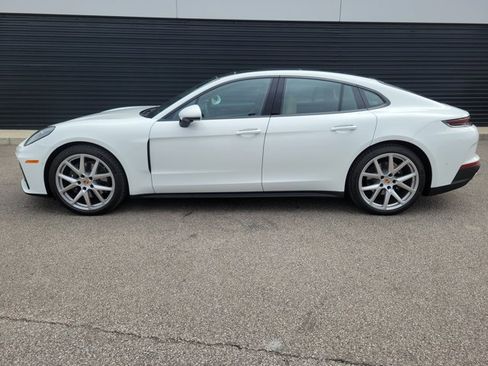Certified 2026 Porsche Panamera 4 AWD/4WD image 9