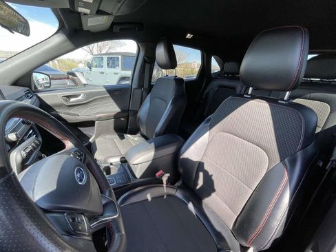 Used 2024 Ford Escape ST-Line image 27