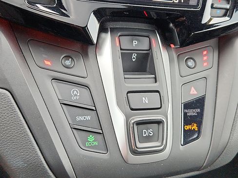 Used 2025 Honda Odyssey Sport-L image 16