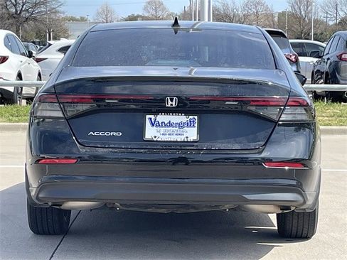 Used 2024 Honda Accord EX image 5