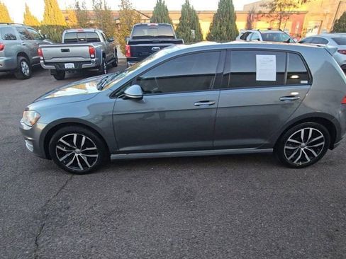 Used 2015 Volkswagen Golf SE w/ Golf Sport Package image 4