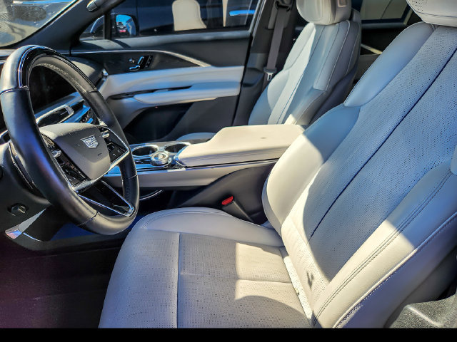 Certified 2024 Cadillac Lyriq Sport w/ LPO, Floor Liner Package AWD/4WD image 10