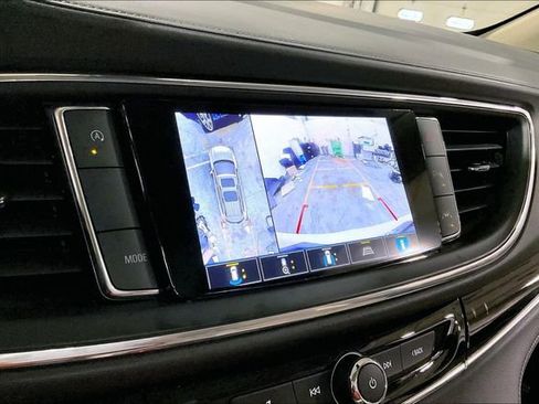 Used 2024 Buick Enclave Avenir w/ Avenir Technology Package FWD image 21