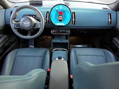 Used 2025 MINI Cooper Countryman S w/ Comfort Package Max image 18