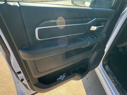 Used 2025 RAM 2500 Big Horn image 14
