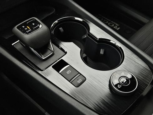 New 2026 Nissan Rogue SV AWD/4WD image 24