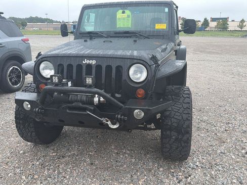 Used 2012 Jeep Wrangler Sport AWD/4WD image 2