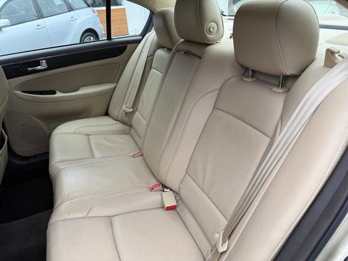 Used 2010 Hyundai Genesis 4.6 w/ Technology Pkg 5 image 25