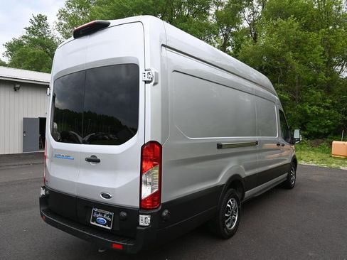 Used 2025 Ford E-Transit 148 High Roof Extended w/ Load Area Protection Package RWD image 7
