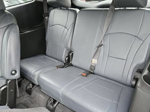 Used 2019 Buick Enclave Premium AWD/4WD image 14