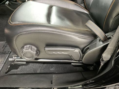 Used 2021 Jeep Gladiator Mojave image 12