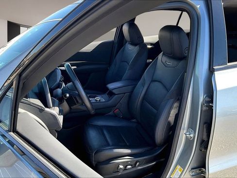 Used 2024 Cadillac XT4 Sport FWD image 27