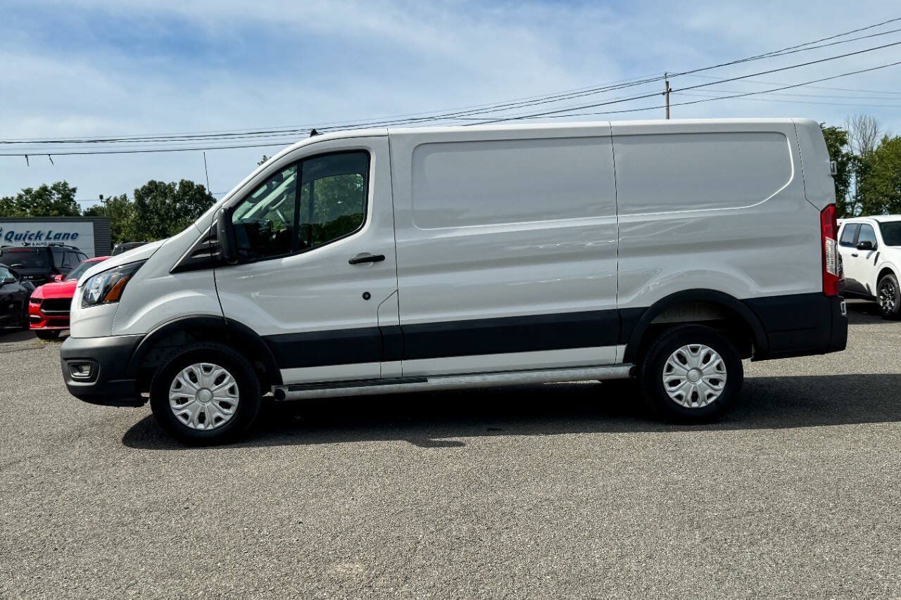 Used 2025 Ford Transit 250 Low Roof w/ Exterior Upgrade Package RWD image 6