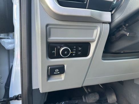 Used 2023 Ford F150 XLT w/ Trailer Tow Package image 11