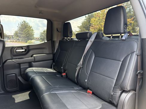 Used 2021 Chevrolet Silverado 1500 Custom Trail Boss AWD/4WD image 9