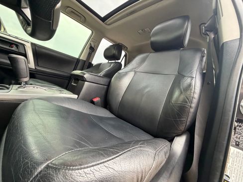 Used 2012 Toyota 4Runner Limited image 27