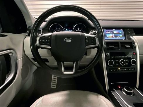 Used 2019 Land Rover Discovery Sport AWD/4WD image 4