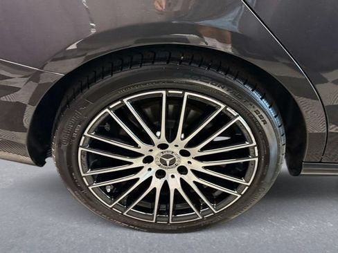 Certified 2026 Mercedes-Benz C 300 4MATIC Sedan image 7