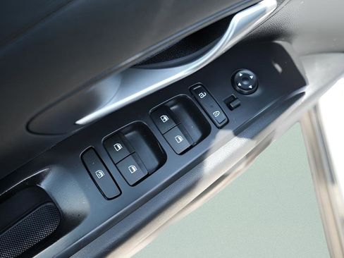 Certified 2023 Hyundai Santa Cruz SE AWD/4WD image 19