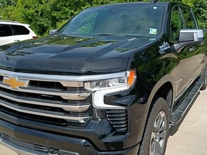Used 2024 Chevrolet Silverado 1500 High Country w/ Z71 Off-Road Package