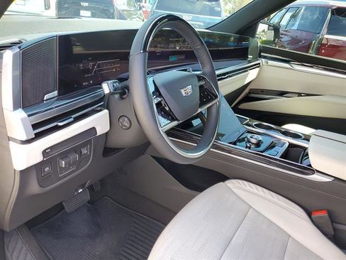 Used 2026 Cadillac Escalade Sport w/ LPO, ONYX Package image 41