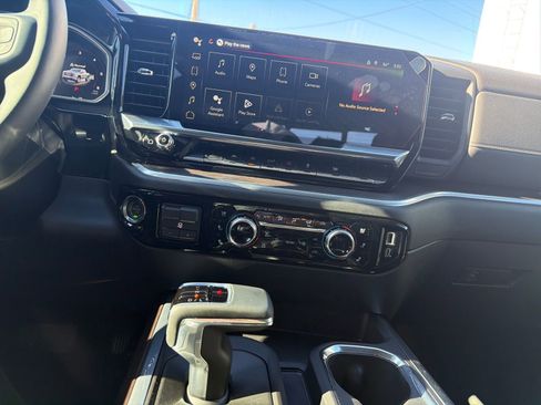New 2026 GMC Sierra 1500 SLT w/ SLT Premium Package image 28