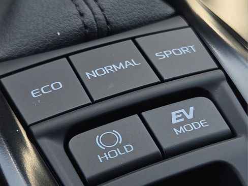 New 2026 Toyota Camry SE FWD image 22