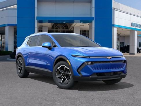 New 2026 Chevrolet Equinox EV LT image 7