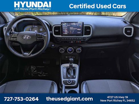 Certified 2023 Hyundai Venue Limited w/ Cargo Package image 15