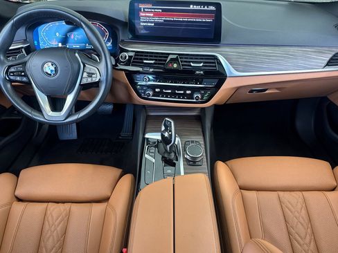 Used 2023 BMW 530i RWD image 16