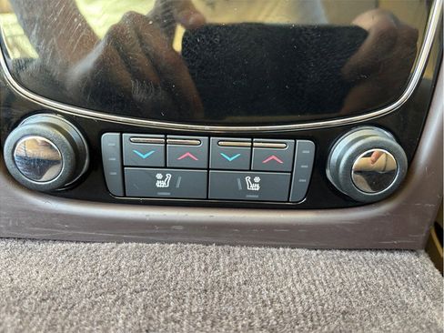 Used 2016 Jaguar XJ R-Sport image 43