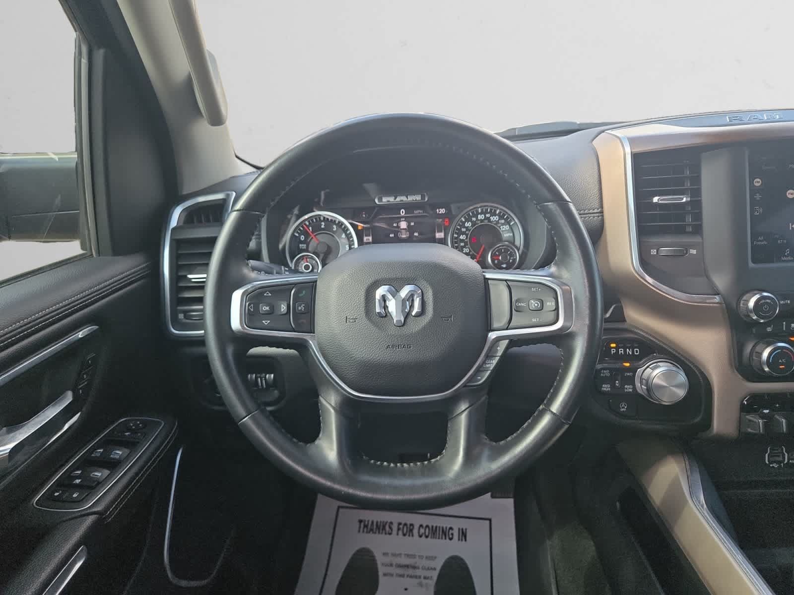 Used 2022 RAM 1500 Laramie AWD/4WD image 12