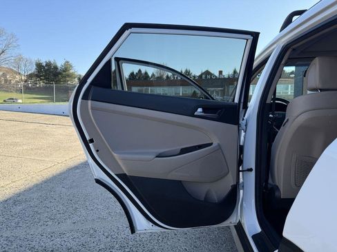 Used 2017 Hyundai Tucson Value image 19