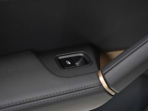 New 2026 Porsche Cayenne S image 16