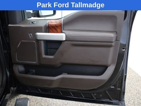 Used 2019 Ford F150 King Ranch w/ Equipment Group 601A Luxury AWD/4WD image 22