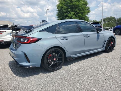 Used 2025 Honda Civic Type R image 5