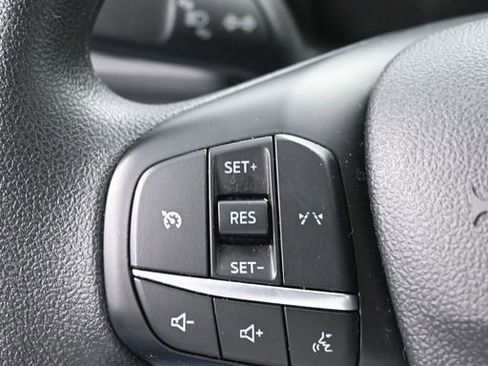 Used 2025 Ford Escape Active AWD/4WD image 18