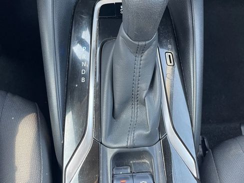 Used 2021 Toyota Corolla LE FWD image 25