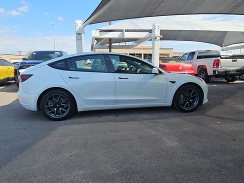 Used 2023 Tesla Model 3 Standard Range RWD image 4