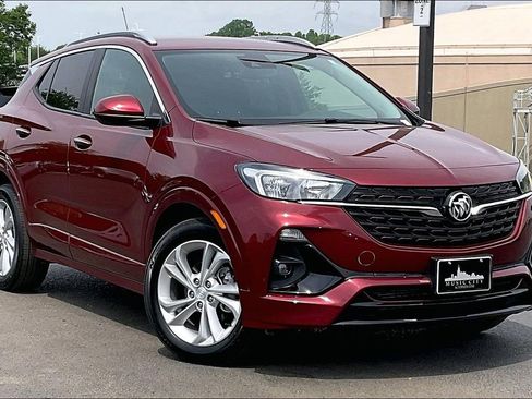 Used 2023 Buick Encore GX Select w/ Sport Touring Package FWD image 36