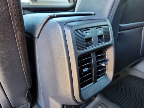 Used 2025 Ford Bronco Outer Banks image 10